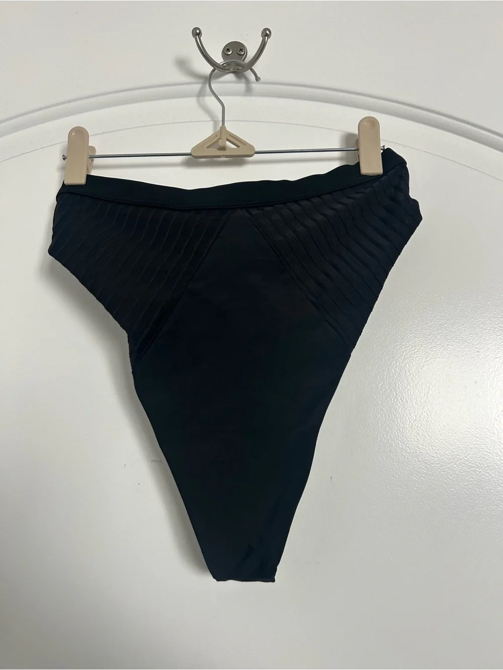 Lovers and Friends High-Cut Ribbed Black Bikini Bottom Size M vacation beach - Picture 6 of 10